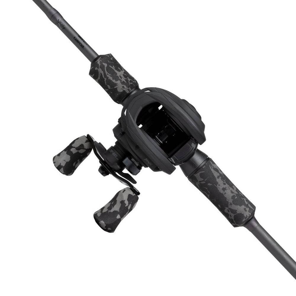 Combo Abu Garcia Max X Casting M Black Ops Tarnfarbe
