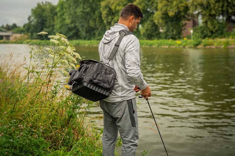 Rucksack mit Boxen Fox Rage Voyager Tarnfarben Groß