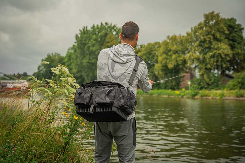 Rucksack mit Boxen Fox Rage Voyager Tarnfarben Groß