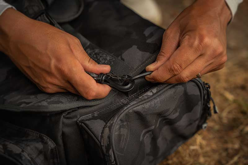 Rucksack mit Boxen Fox Rage Voyager Tarnfarben Groß
