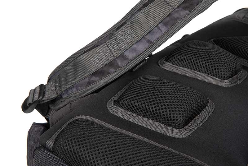 Rucksack mit Boxen Fox Rage Voyager
