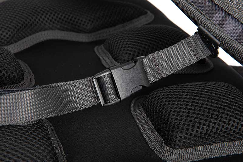 Rucksack mit Boxen Fox Rage Voyager