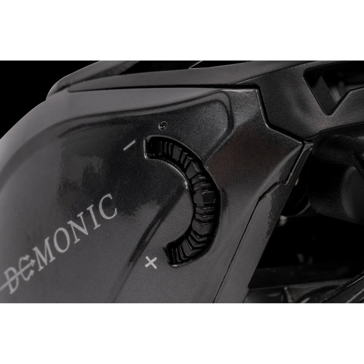Carrete Zebco Demonic XT 200 LHW 5BB 0.20mm/140m