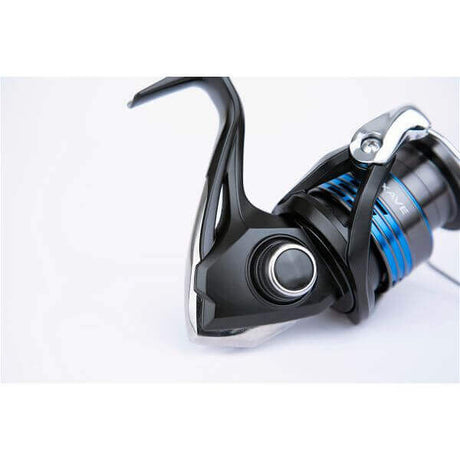 Carrete Shimano Nexave FI 2500 HG - Tienda Bass