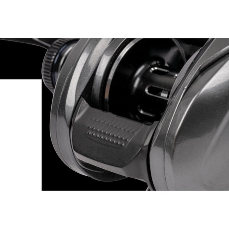 Carrete Zebco Demonic XT 200 LHW - Tienda Bass